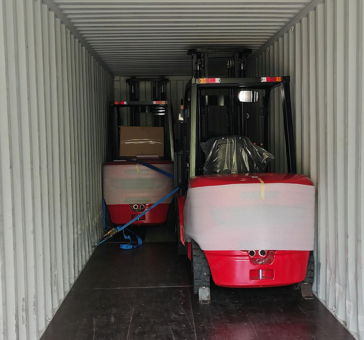 photo d'expédition de chariot élévateur diesel