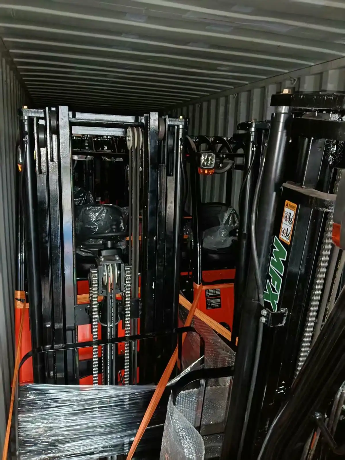 Photo d'expédition d'un chariot élévateur électrique