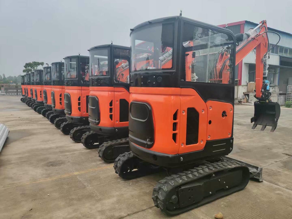 Mini-pelle 2,5 tonnes