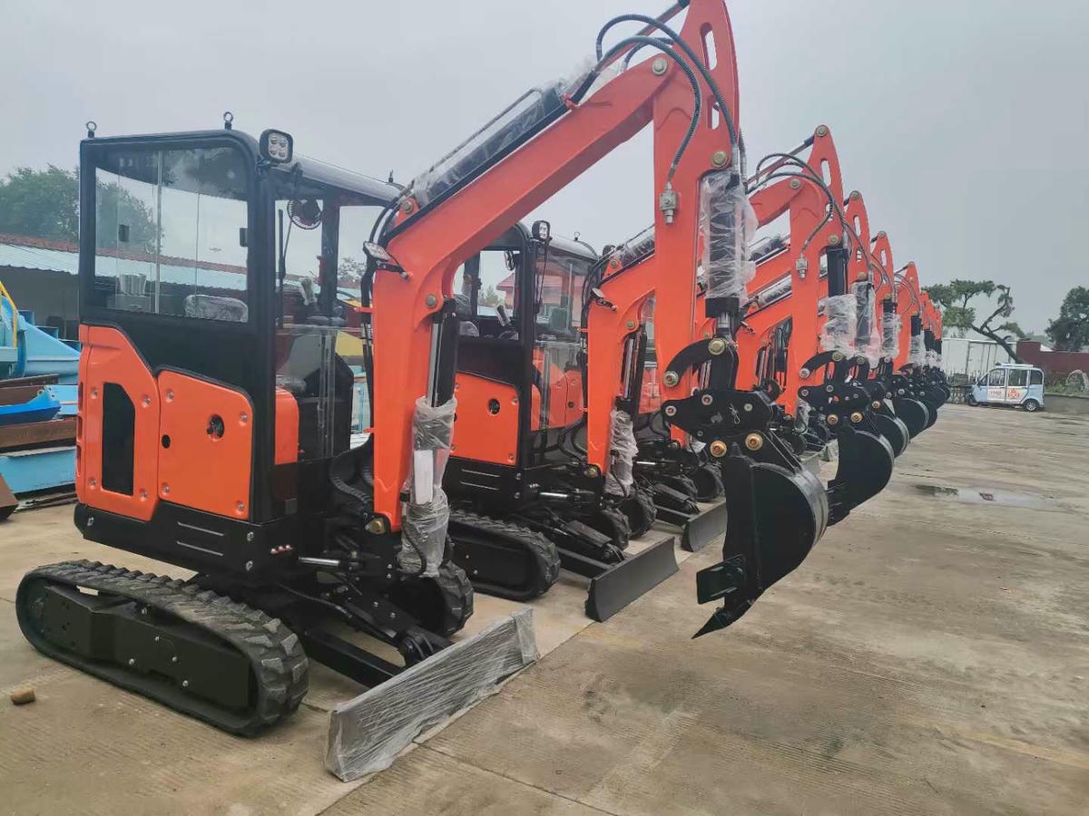 Mini-pelle 2,5 tonnes