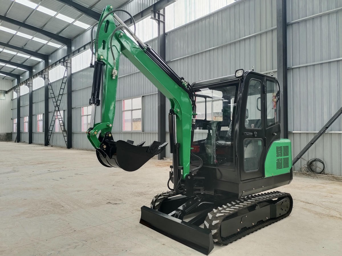 Excavatrice de 3 tonnes