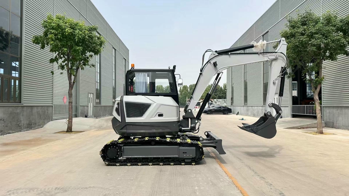 Petite pelle de jardin