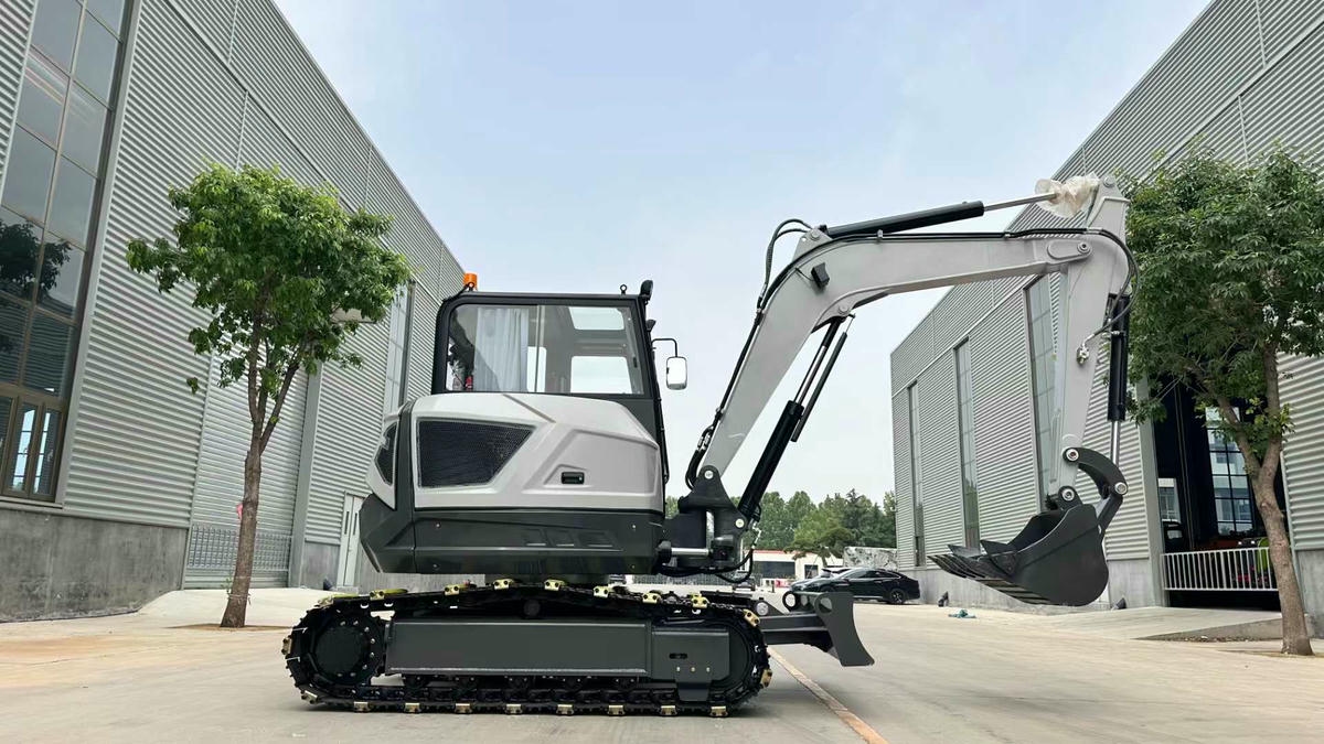 Petite pelle de jardin