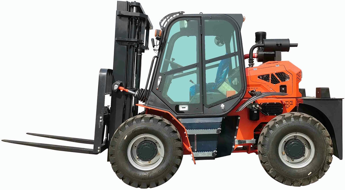 chariot élévateur tout-terrain